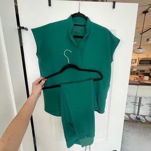 Figs Zamora jogger and rafella top